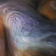 Un primer plano de las nubes blancas.
Imagen: NASA/JPL-Caltech/SwRI/MSSS/Gerald Eichstädt/Seán Doran/Gizmodo